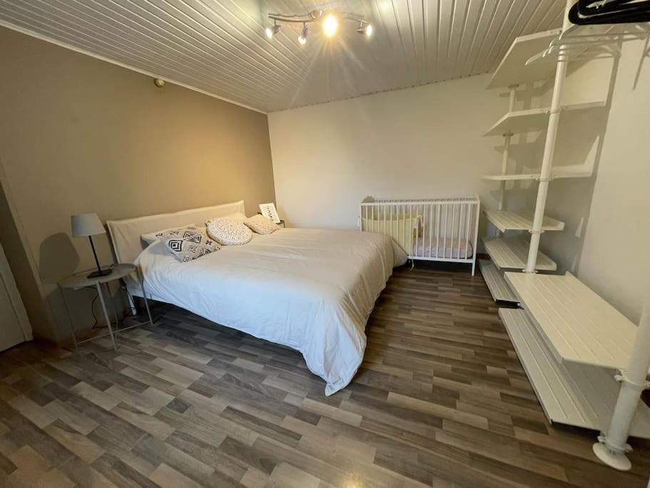 Charmante Maison De Vacances Vaux-sur-Sure Kültér fotó